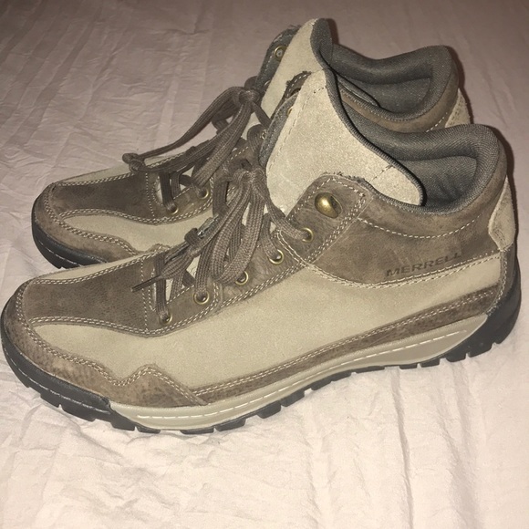 Merrell Other - Almost New Merrell Men’s Traveler Field Mid Boot